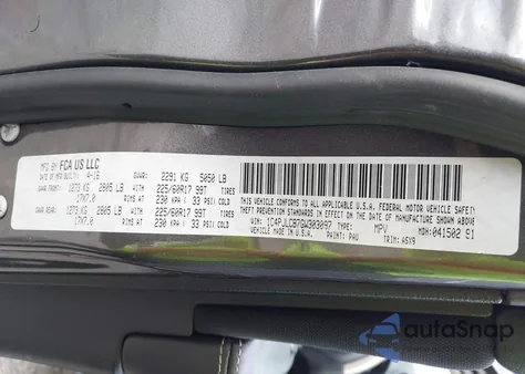 2016 Jeep Cherokee Latitude z USA, uszkodzony, nr VIN 1C4PJLCB7GW303097